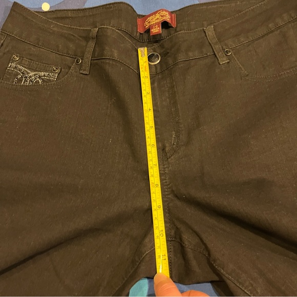 Black jeans with embellished pockets NWOT - Picture 11 of 16